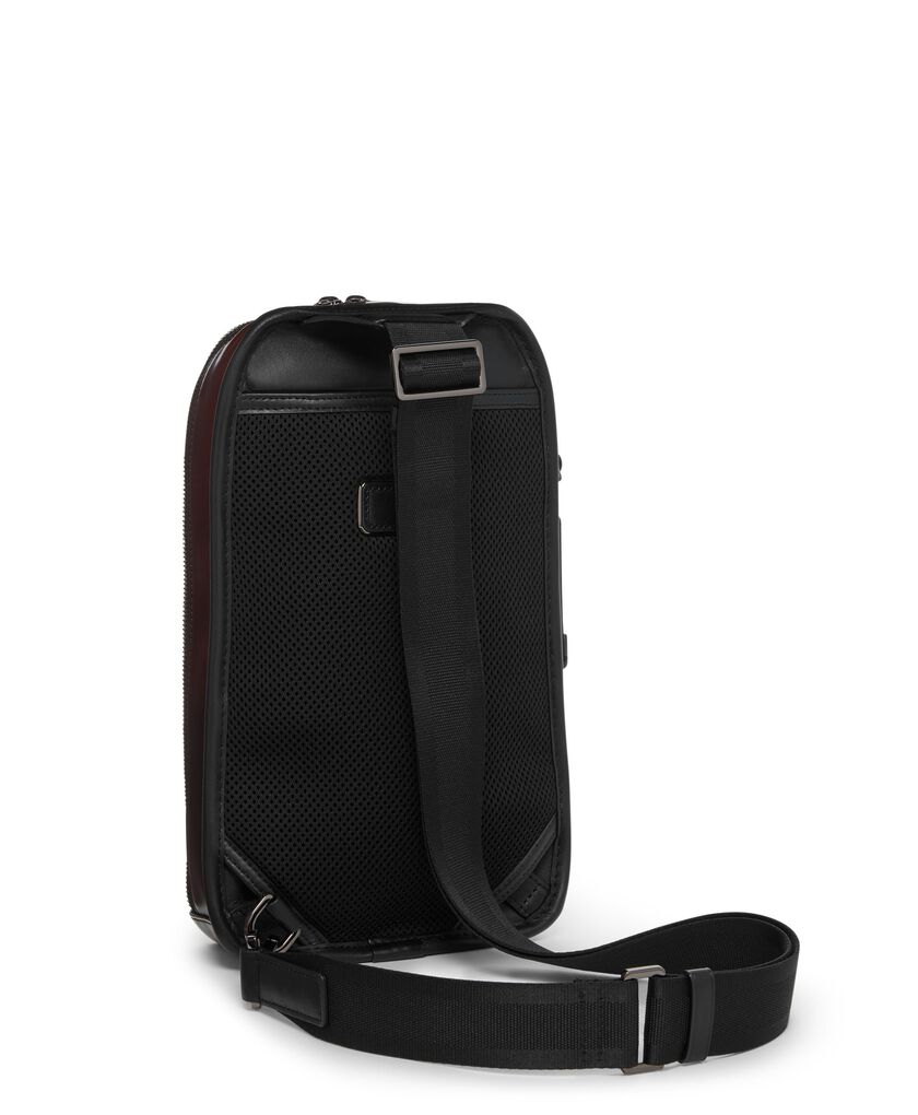 Gregory Sling  hi-res | TUMI