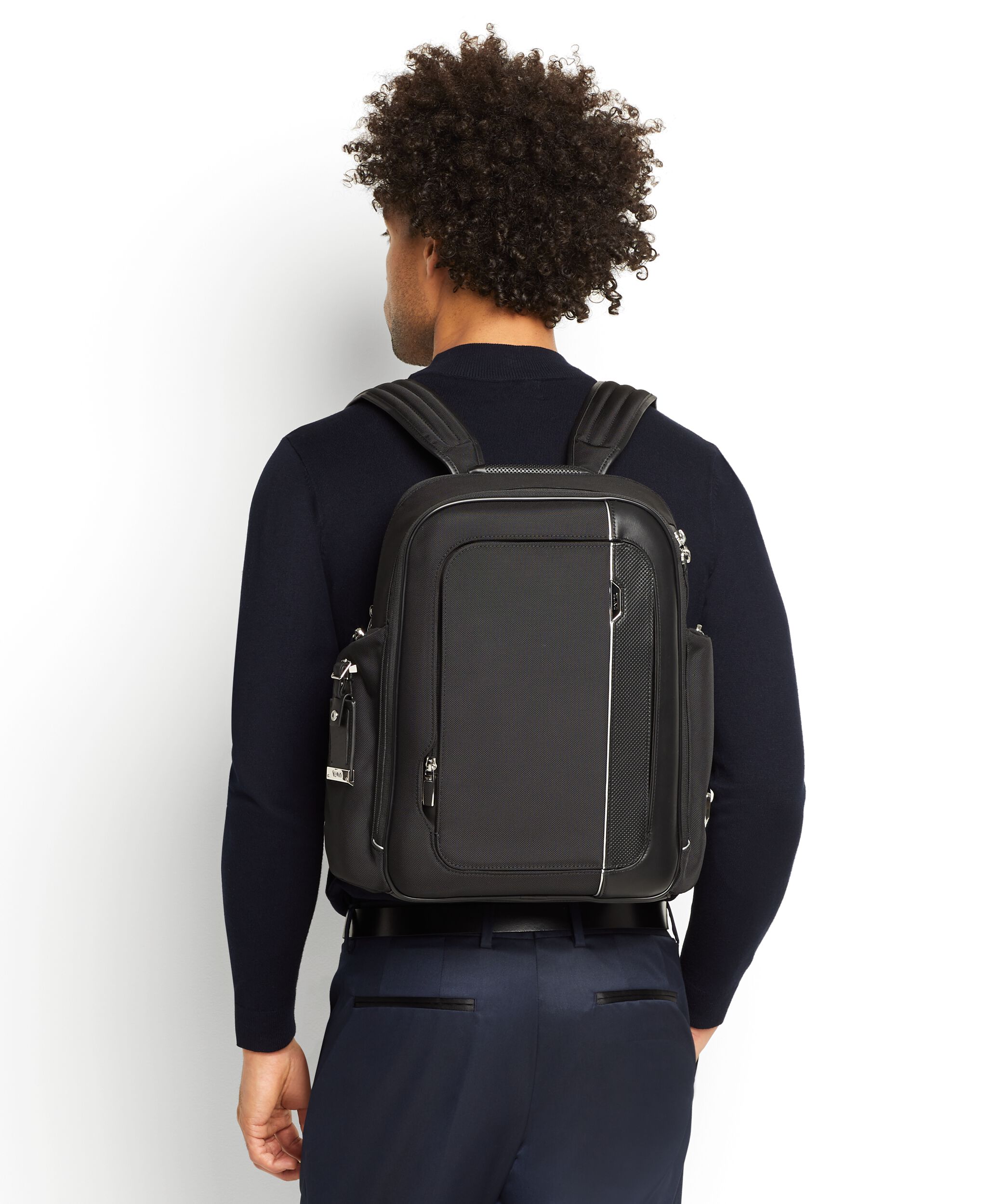 Tumi arrive top