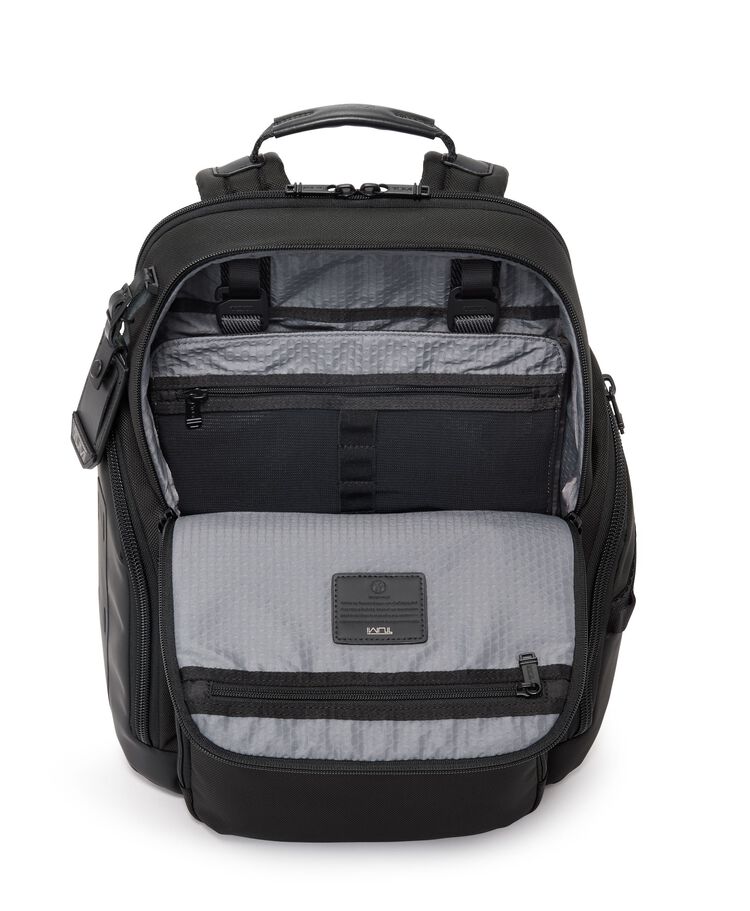 Tumi TUMI TRAVEL ACCESS. MOBILE ORGANIZER  hi-res | TUMI