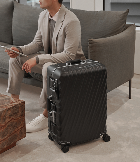 19 DEGREE ST 4 WHL P/C  lifestyle | TUMI