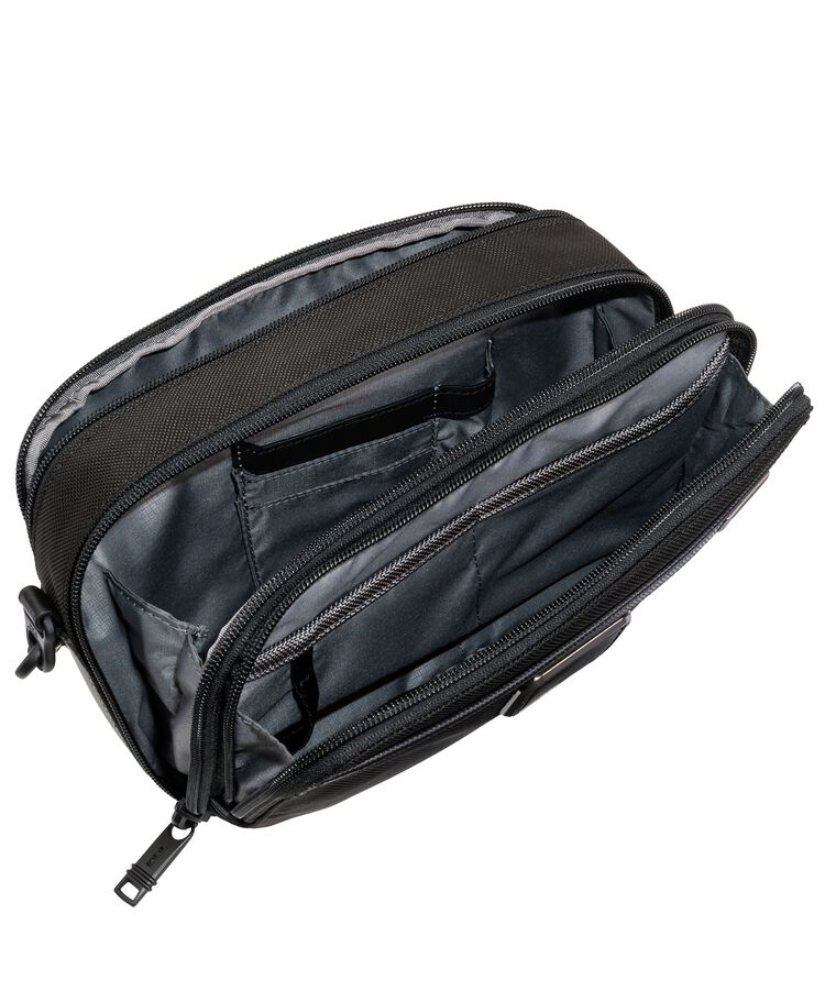 CLUTCH  hi-res | TUMI