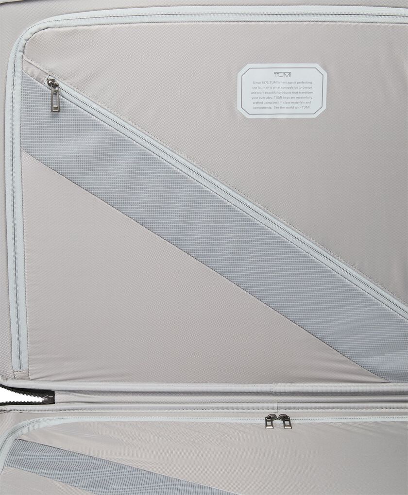 19 DEGREE LITE Extended Trip 4 Wheeled Packing Case  hi-res | TUMI