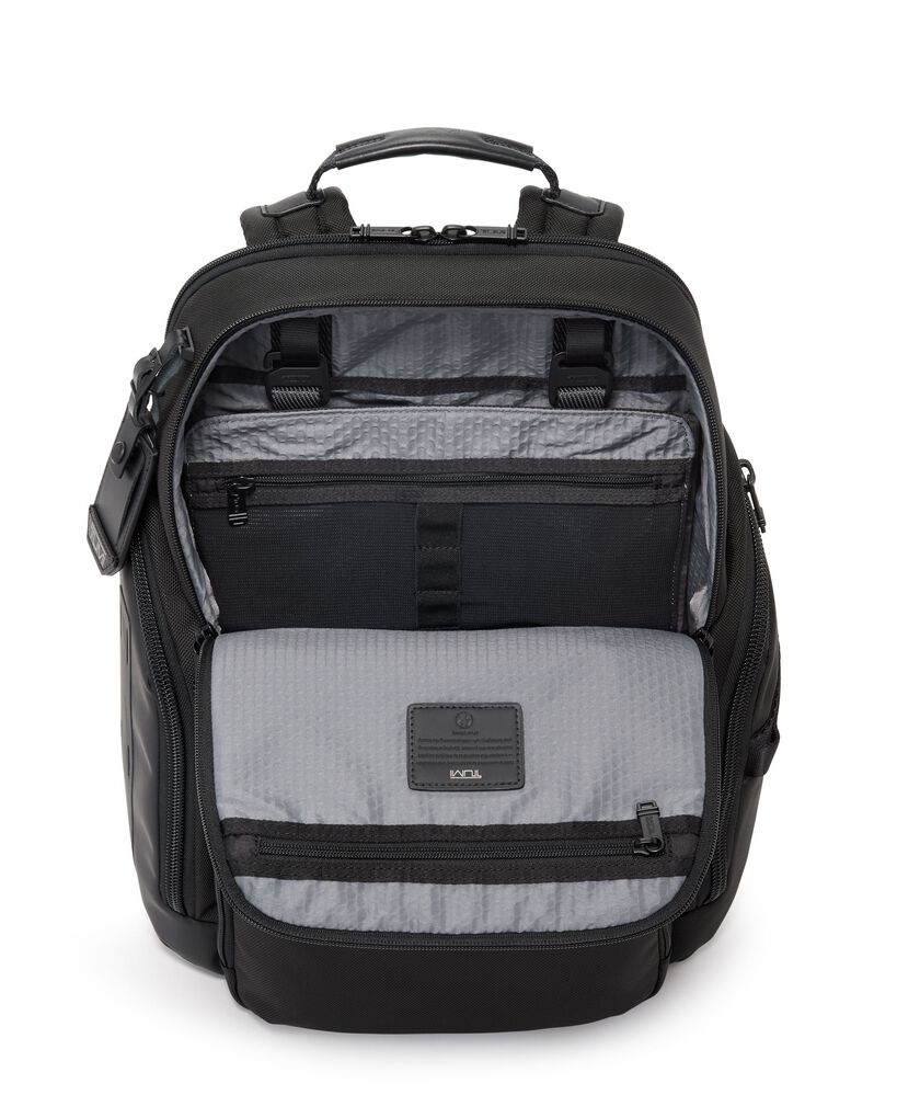 Tumi TUMI TRAVEL ACCESS. MOBILE ORGANIZER  hi-res | TUMI