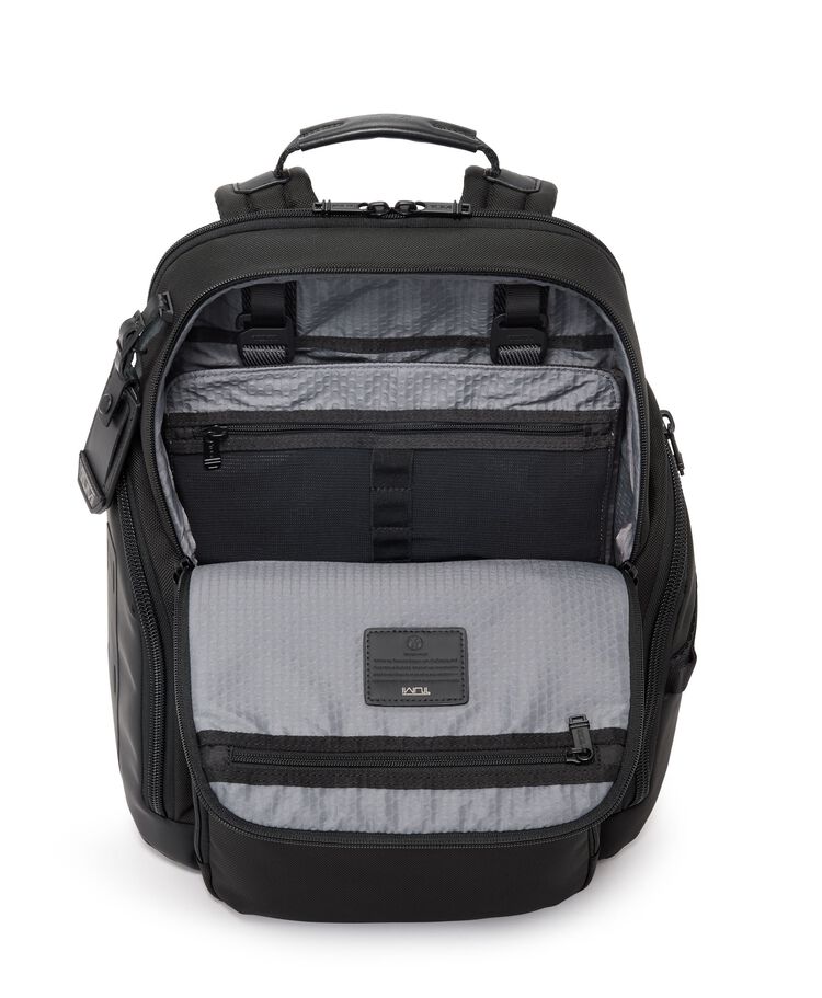 Tumi TUMI TRAVEL ACCESS. MOBILE ORGANIZER  hi-res | TUMI