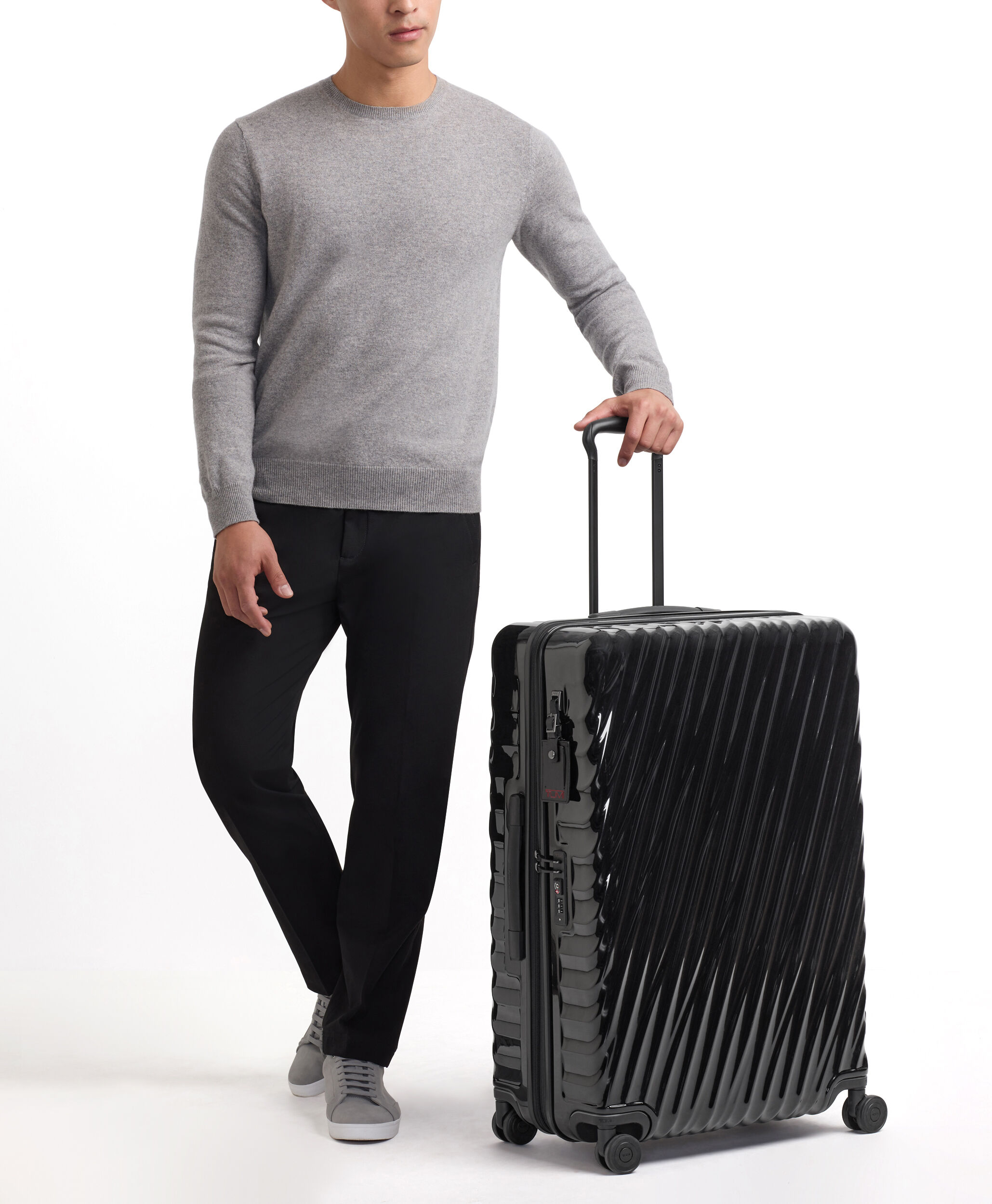 Tumi 19 degree polycarbonate discount extended trip packing case