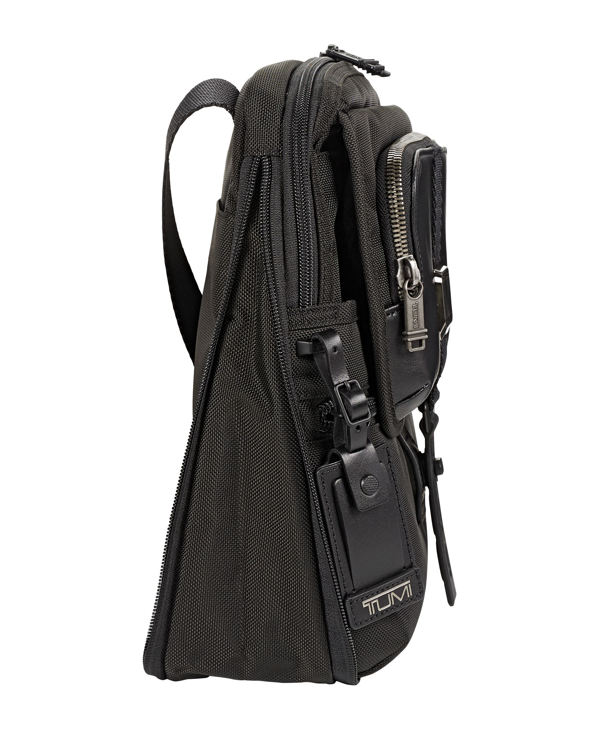 タグ付き新品商品TUMI arnold zip flap ショルダーバッグ129 Arnold Zip Flap BLACK Original | TUMI Indonesia