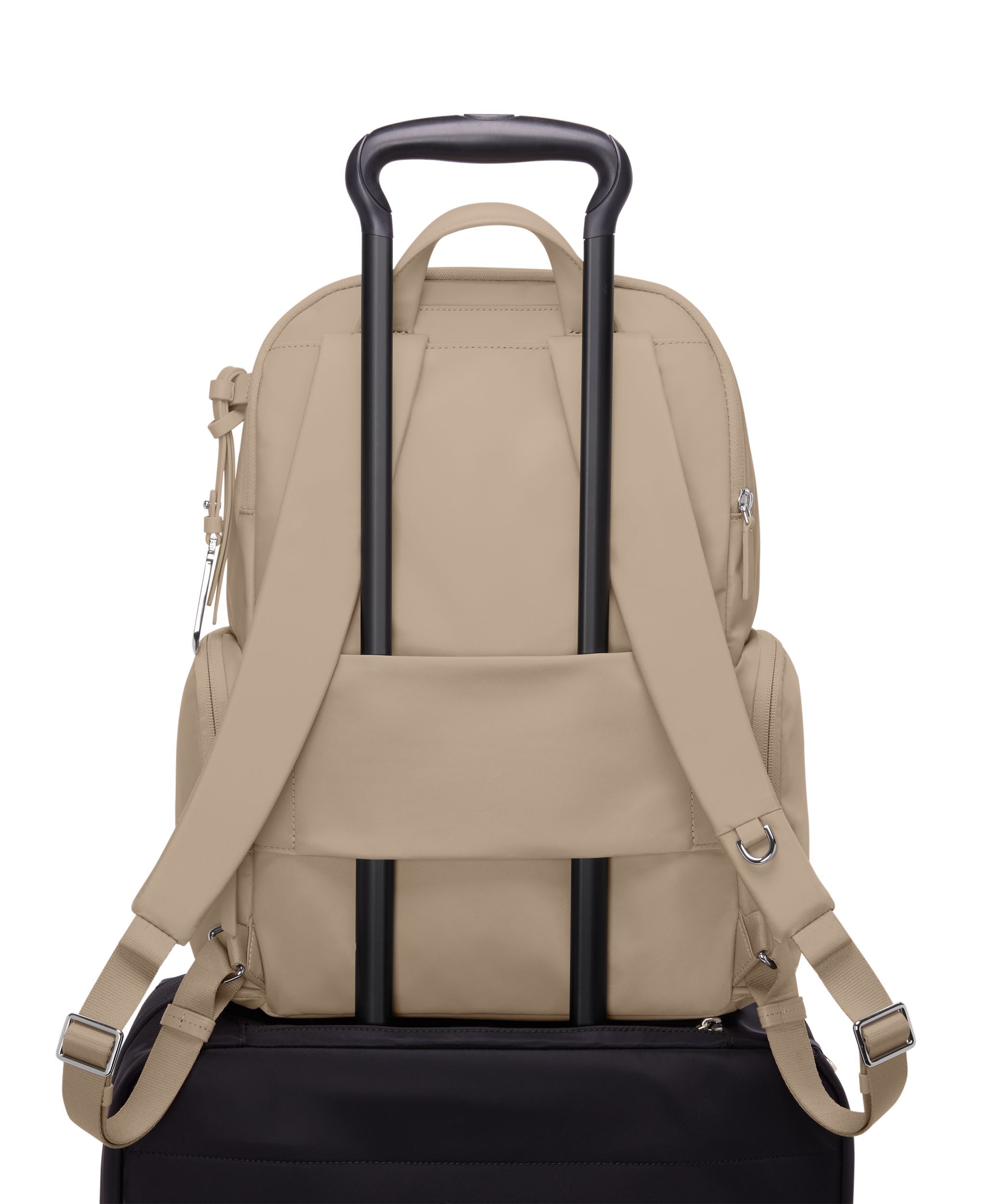 Casual Bags & Premium Daypacks | TUMI Indonesia