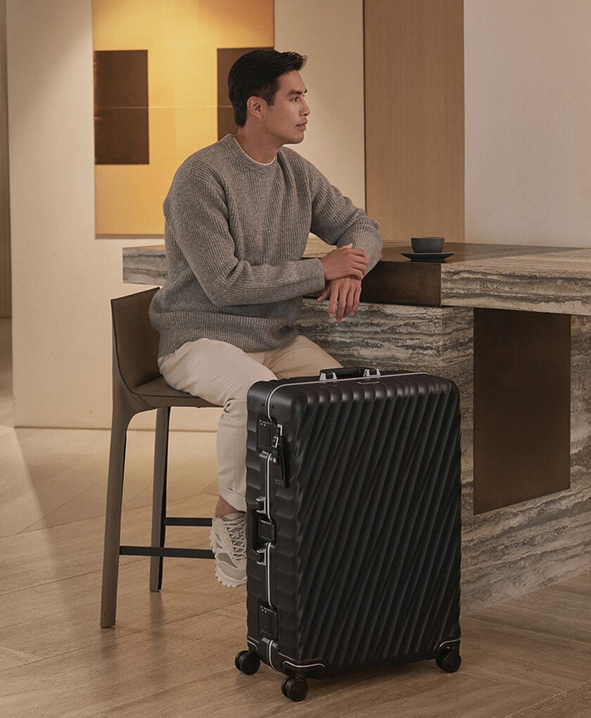 Extended Trip 4 Wheeled Packing Case  hi-res | TUMI