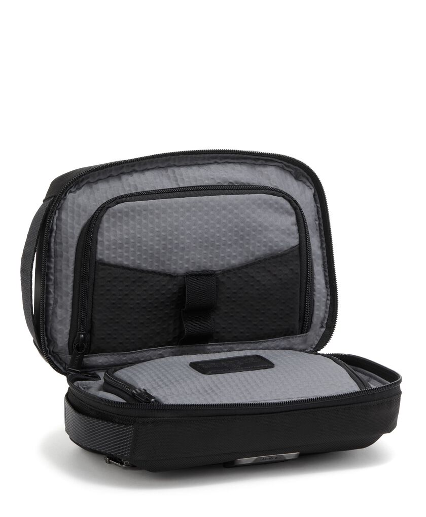 RESPONSE TRAVEL KIT  hi-res | TUMI