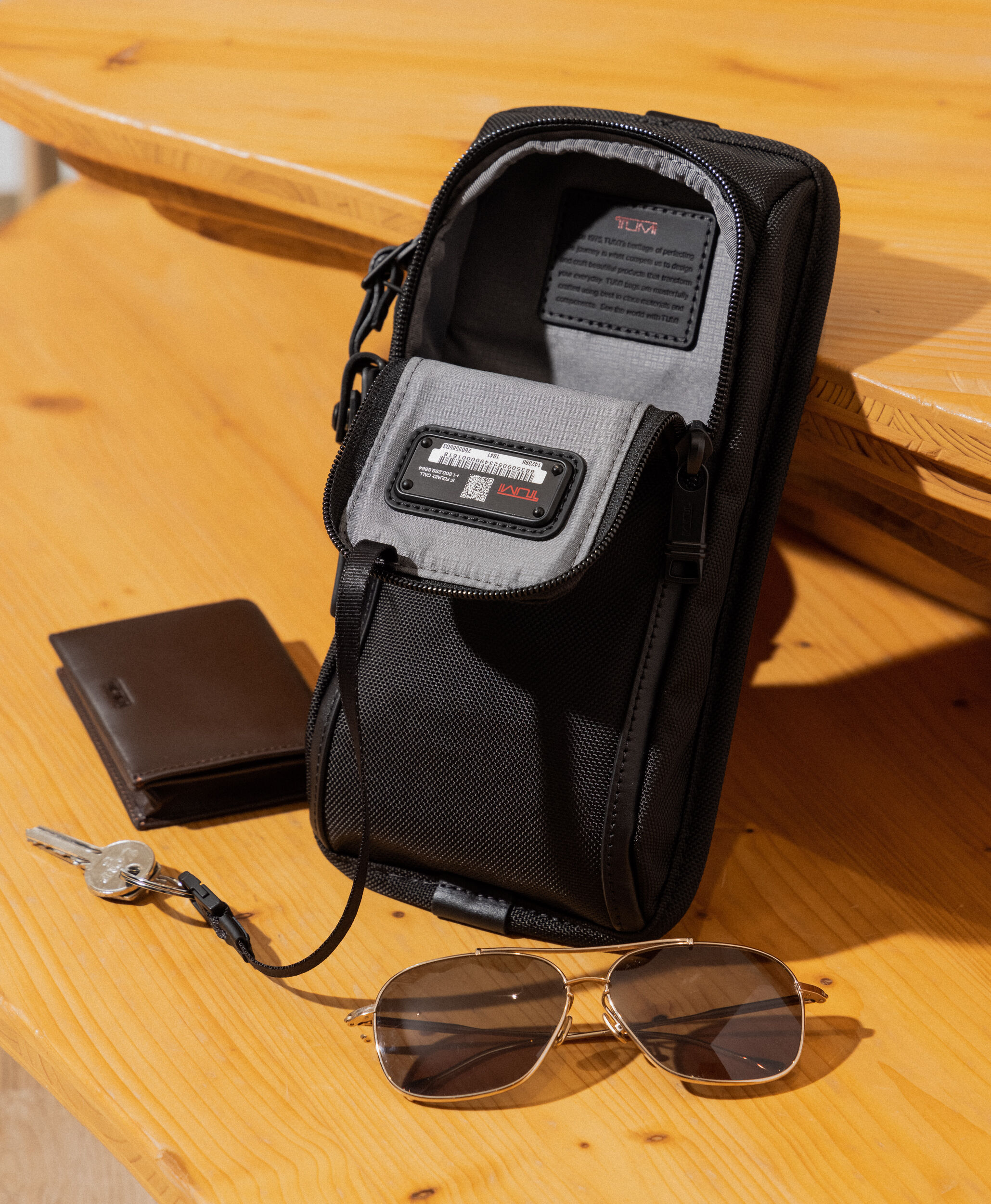 Tumi alpha clearance sling bag