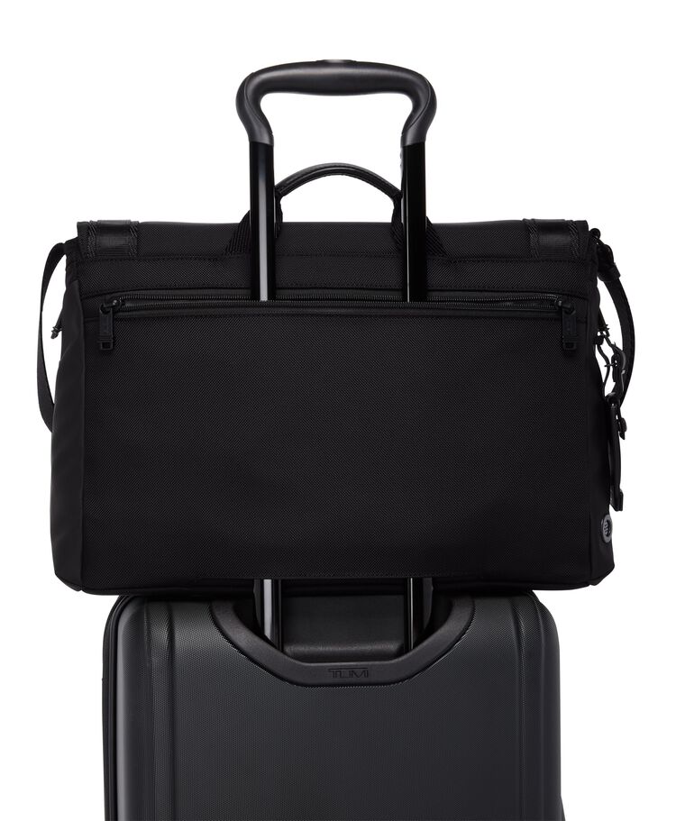 Tumi ALPHA BRAVO ROADSTEAD MESSENGER  hi-res | TUMI