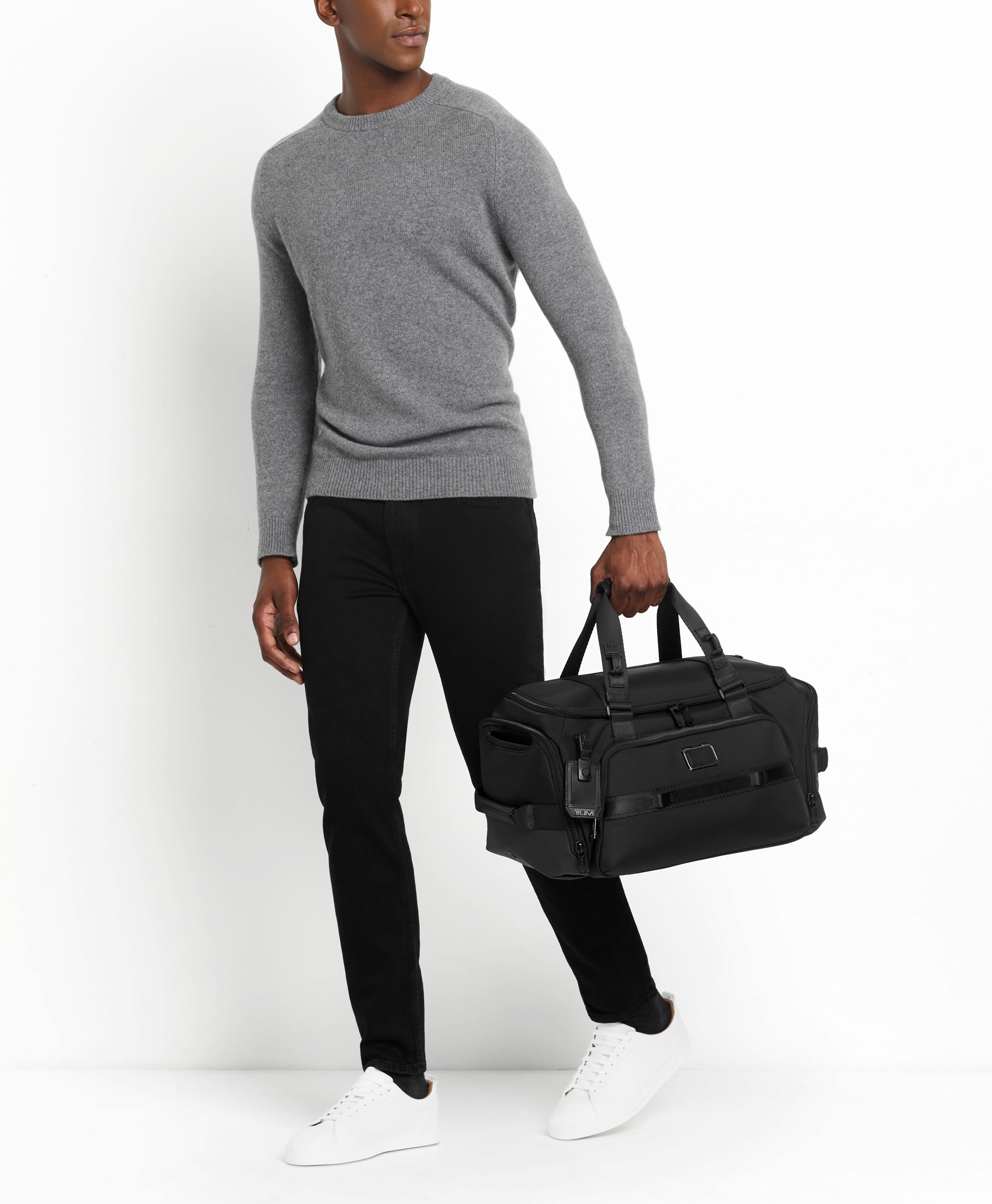 Tumi overnight bag with wheels top