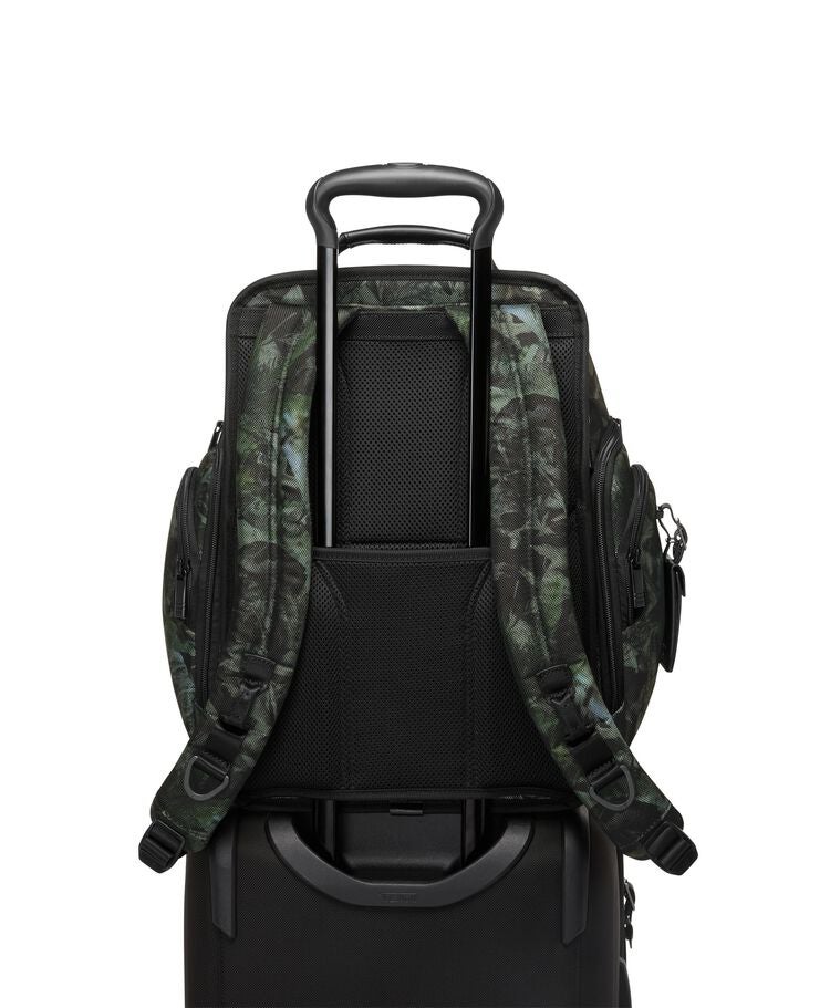 TUMI ALPHA TUMI Brief Pack&reg;  hi-res | TUMI