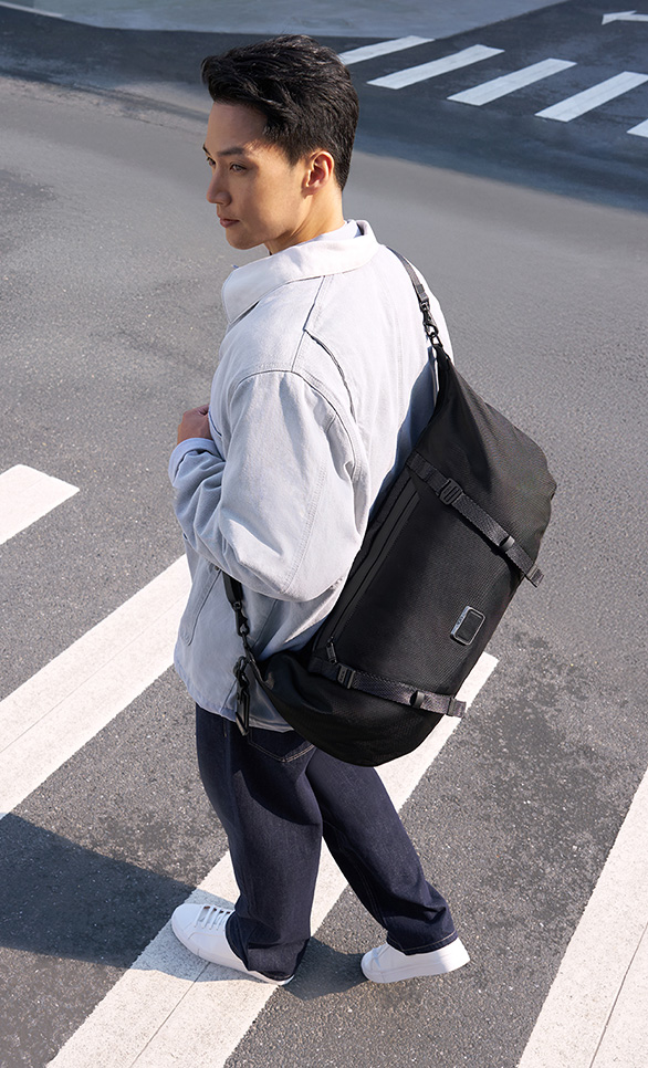 SS25_1541221041_Seasonal_AlphaBravo_DeviationSling_Black