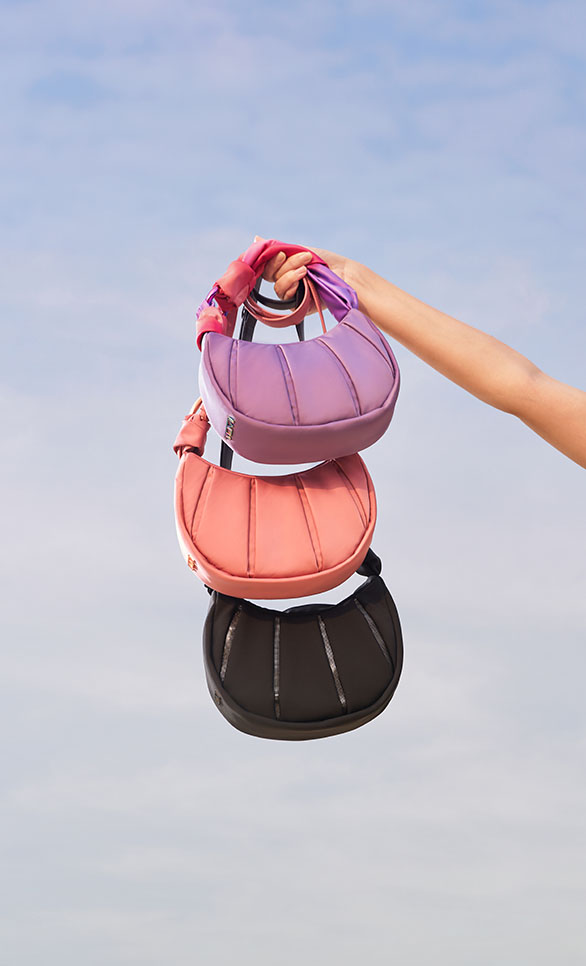 SS24_Seasonal_Asra_SmallCrossbody_PurpleSunset_CameoRose_Black_RGB_300dpi_F12