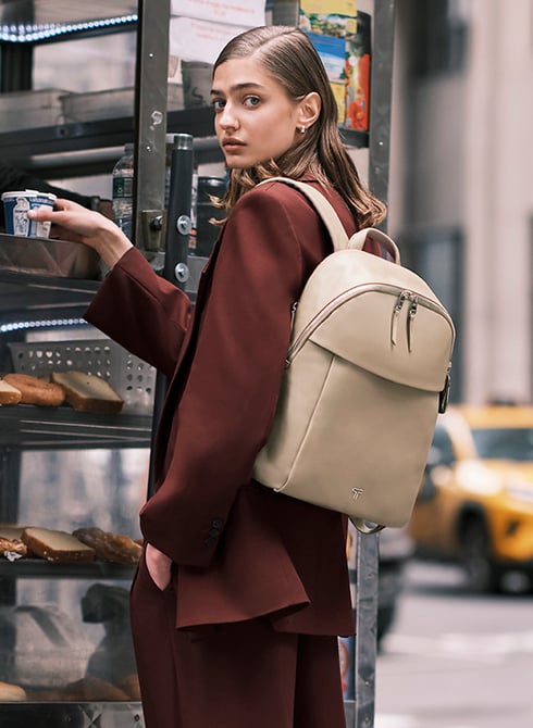 202507_FW25Seasonal_TALENT_VoyageurLeather